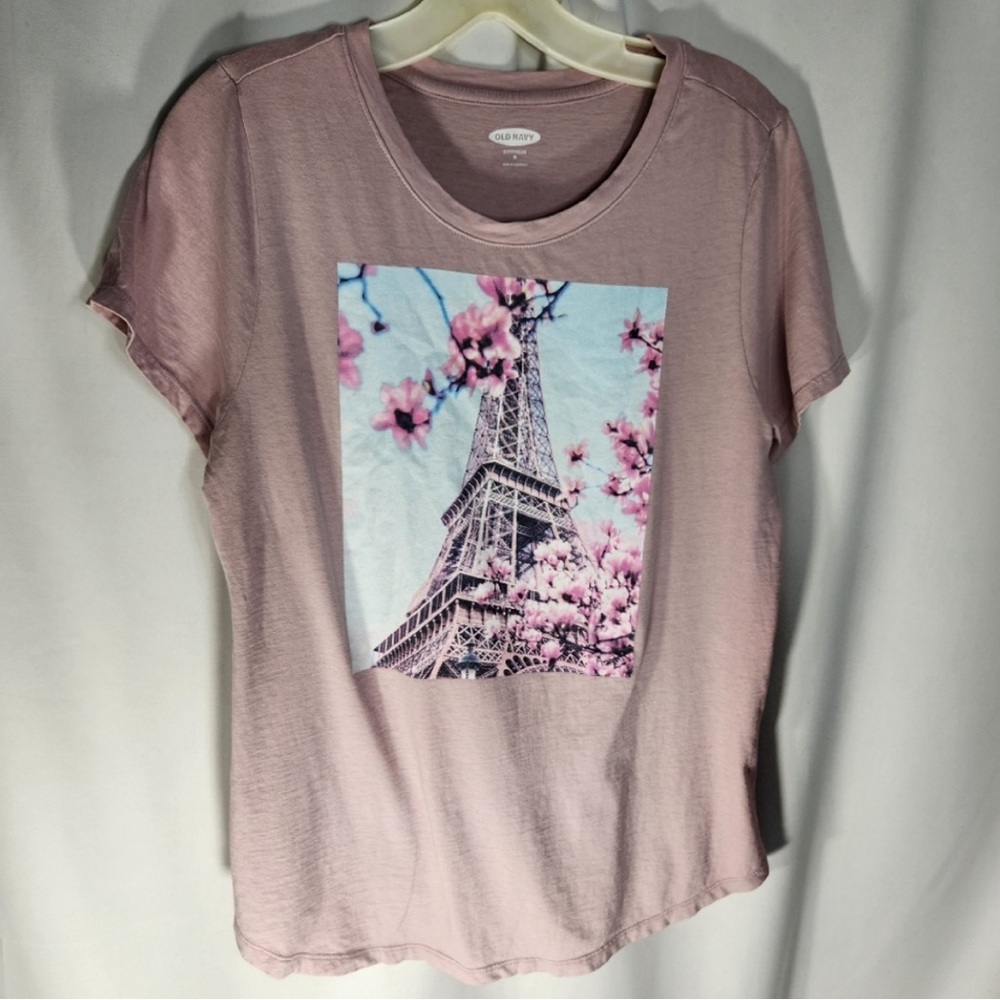 EUC Old Navy Everywear Eiffel Tower Graphic Tee - Pink - Sz Medium